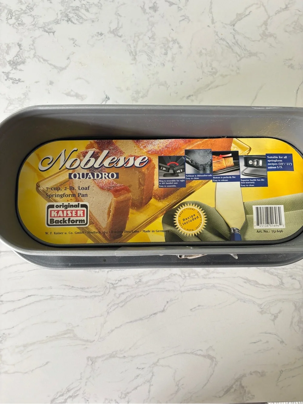 Kaiser Noblesse Nonstick Springform Loaf Pan - 7 cup , 2 lb.